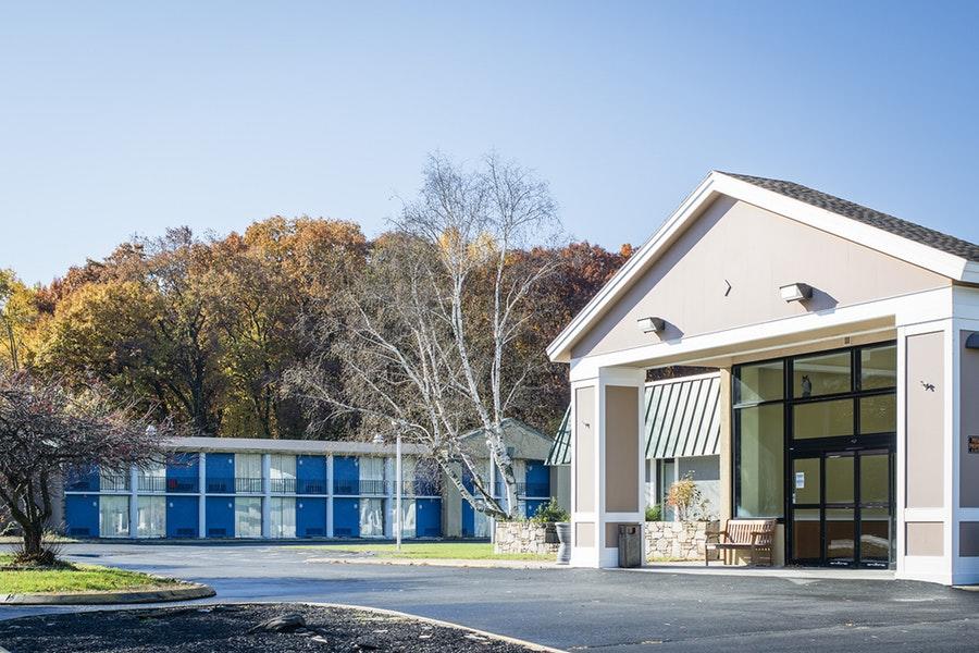 Travelodge By Wyndham Windsor Locks - thumb 12