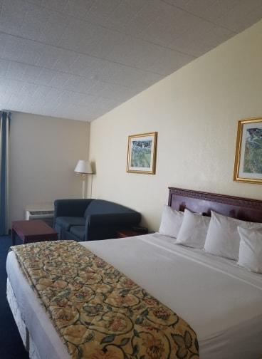 Travelodge By Wyndham Windsor Locks - thumb 9