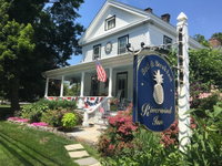 Booking Deep-river USA Accommodation