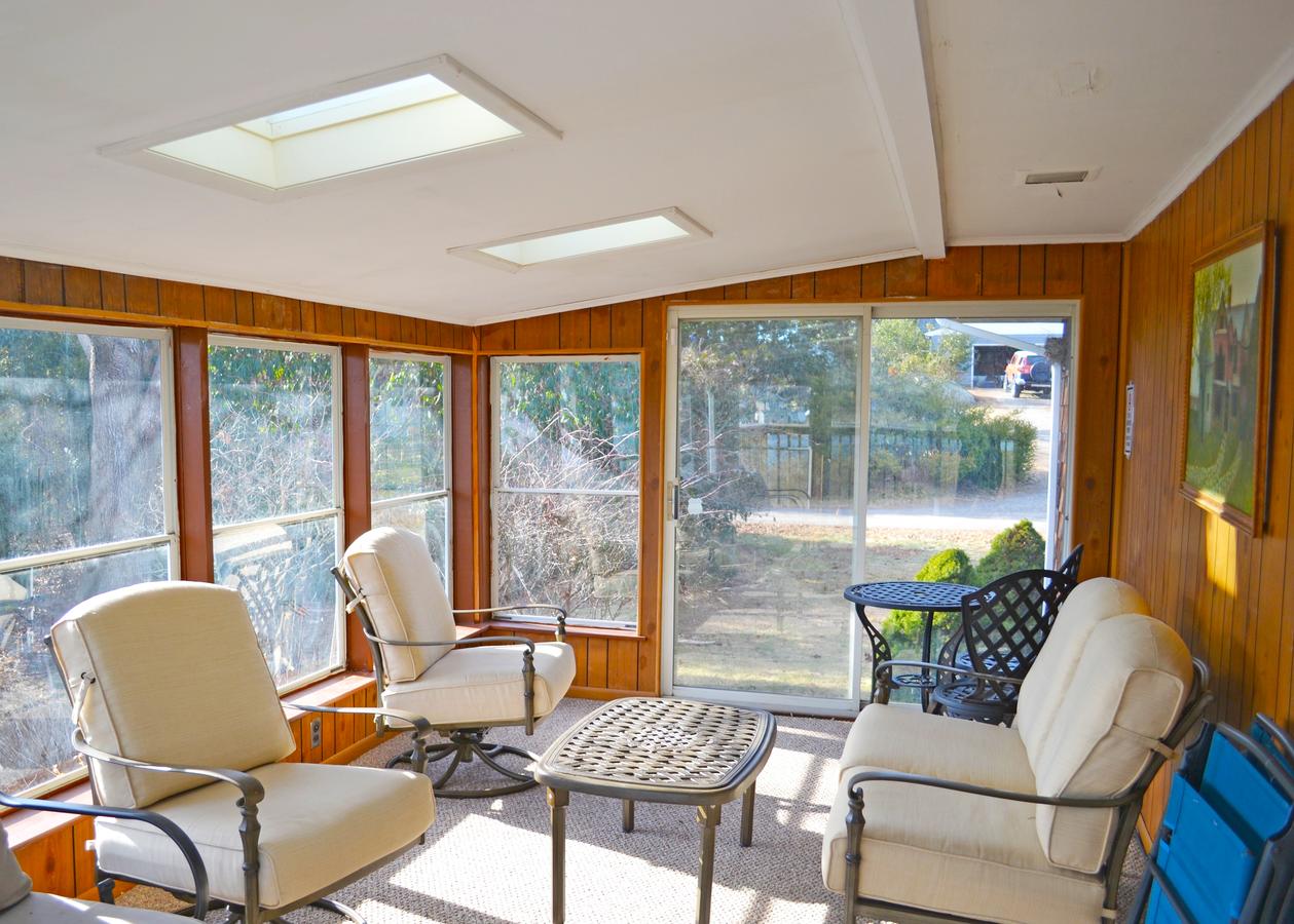 Caster Holdings Too! - thumb 2