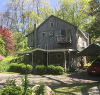 The Peace Barn Sanctuary - USA Accommodation