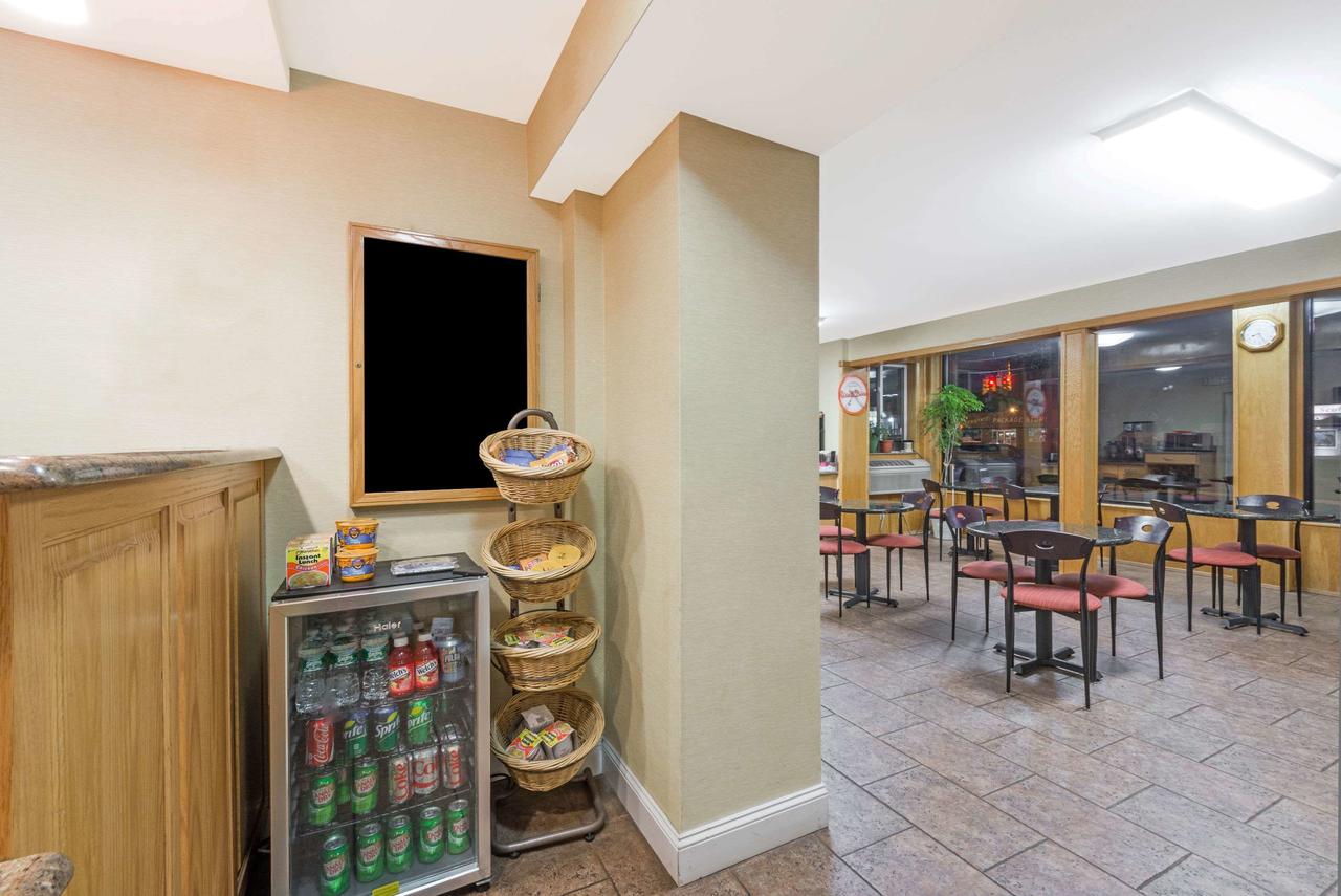 Howard Johnson By Wyndham Rocky Hill - thumb 20