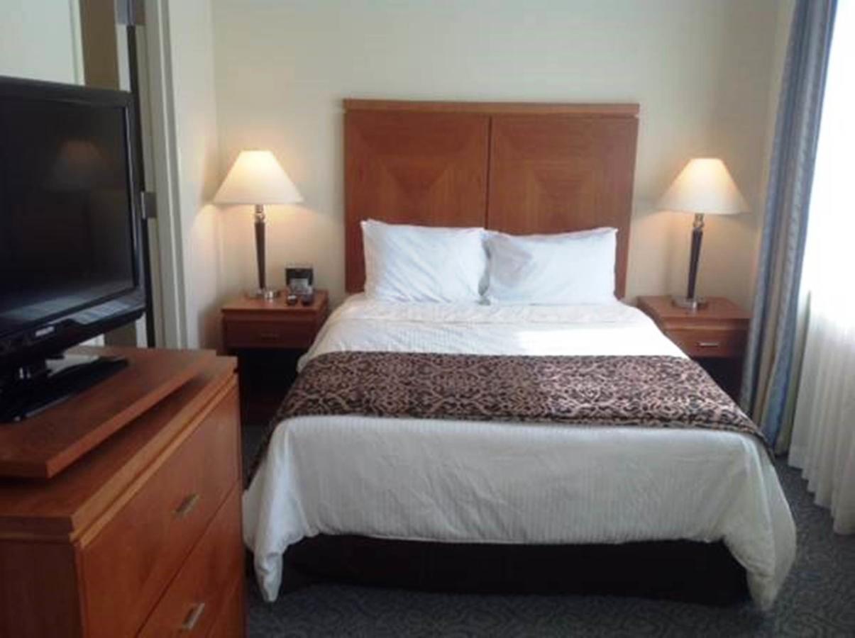 LuxiaSuites City Center - thumb 19