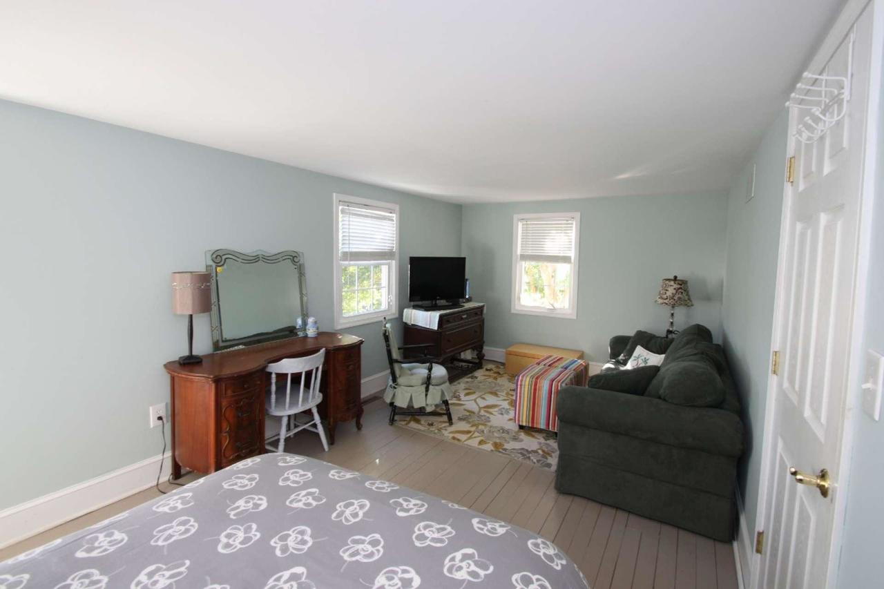 219 New Castle St. - thumb 7