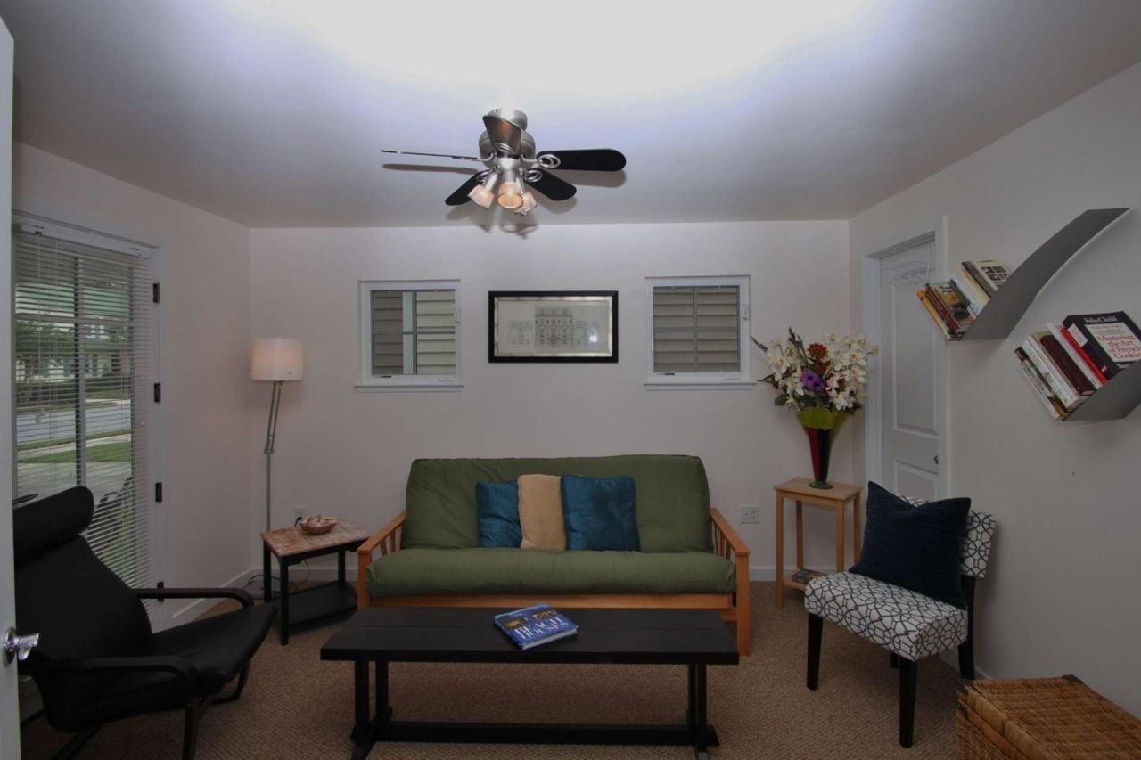 216 New Castle St. - thumb 1