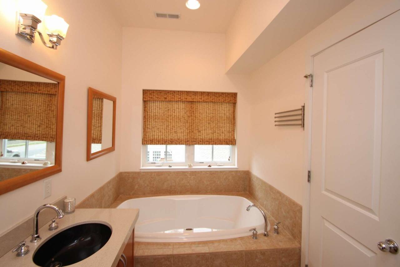 216 New Castle St. - thumb 18