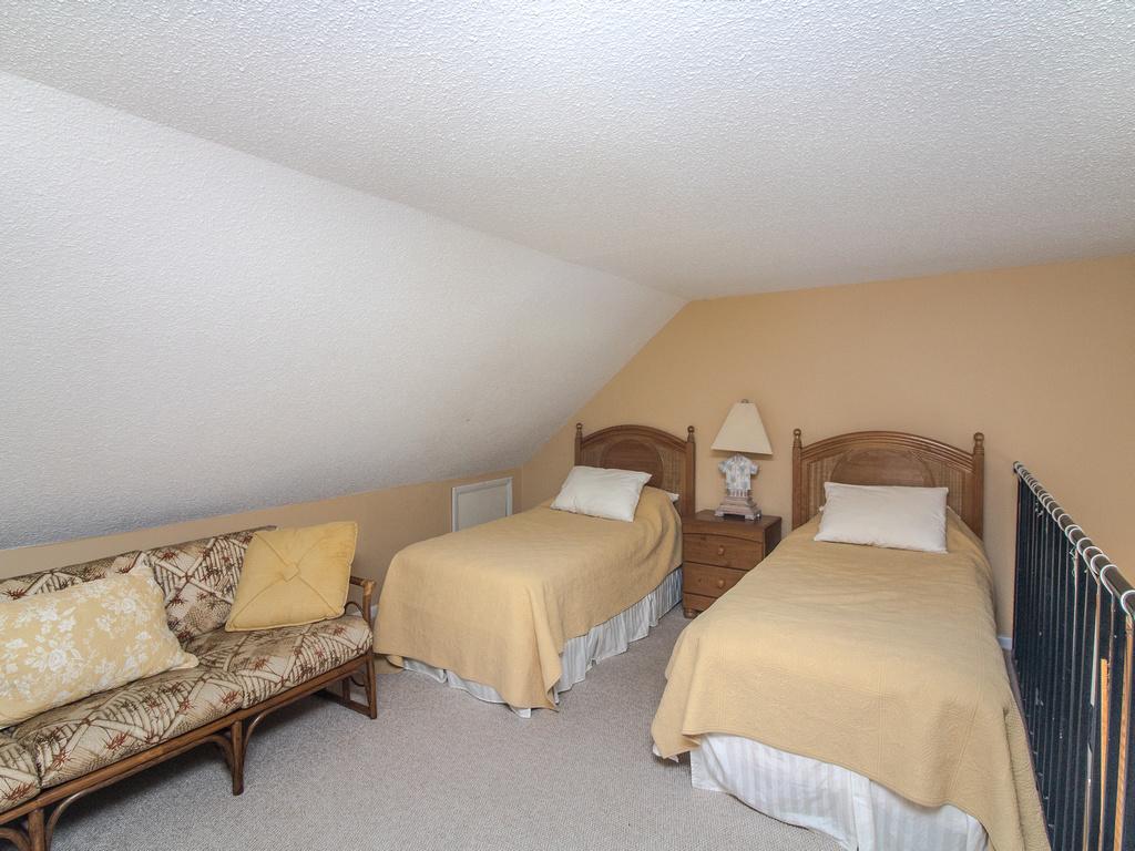 2103 Doubles Court Condo - thumb 18
