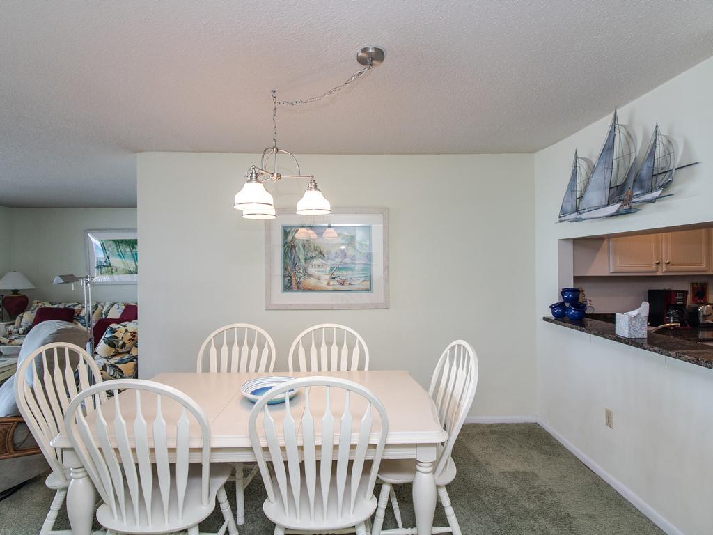 1002N Edgewater House Condo - thumb 4