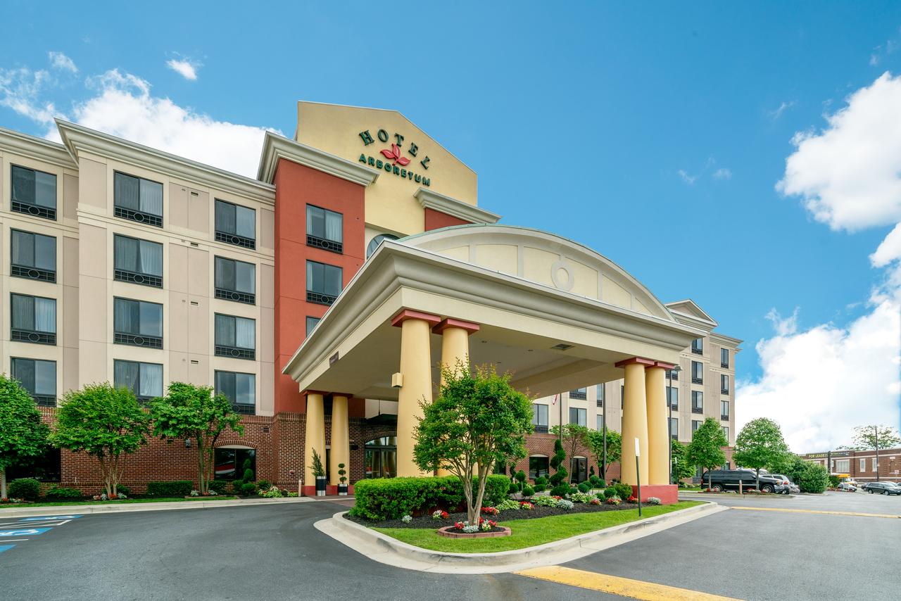 Hotel Arboretum - thumb 0