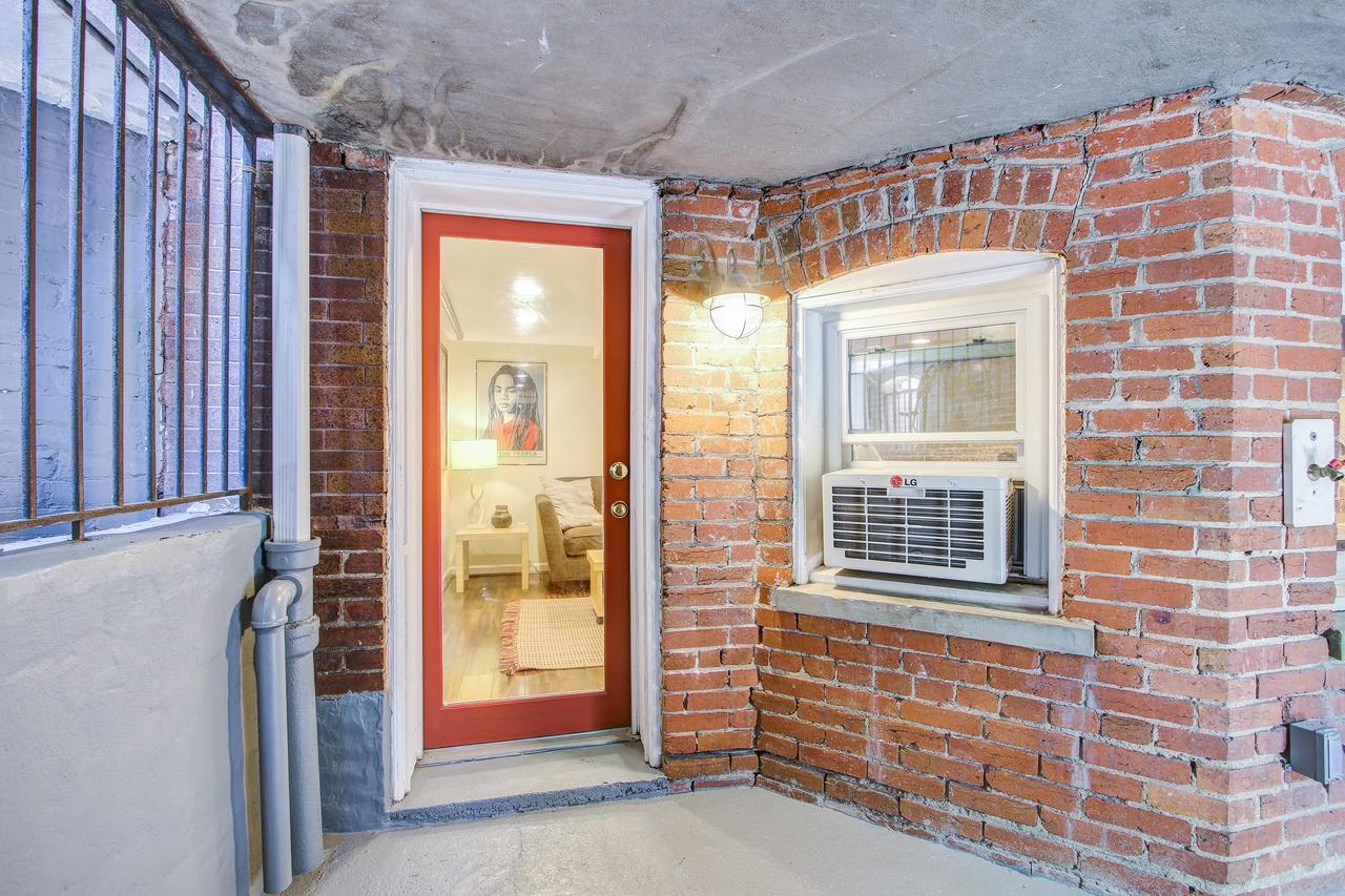 'The W' In Bloomingdale - thumb 11