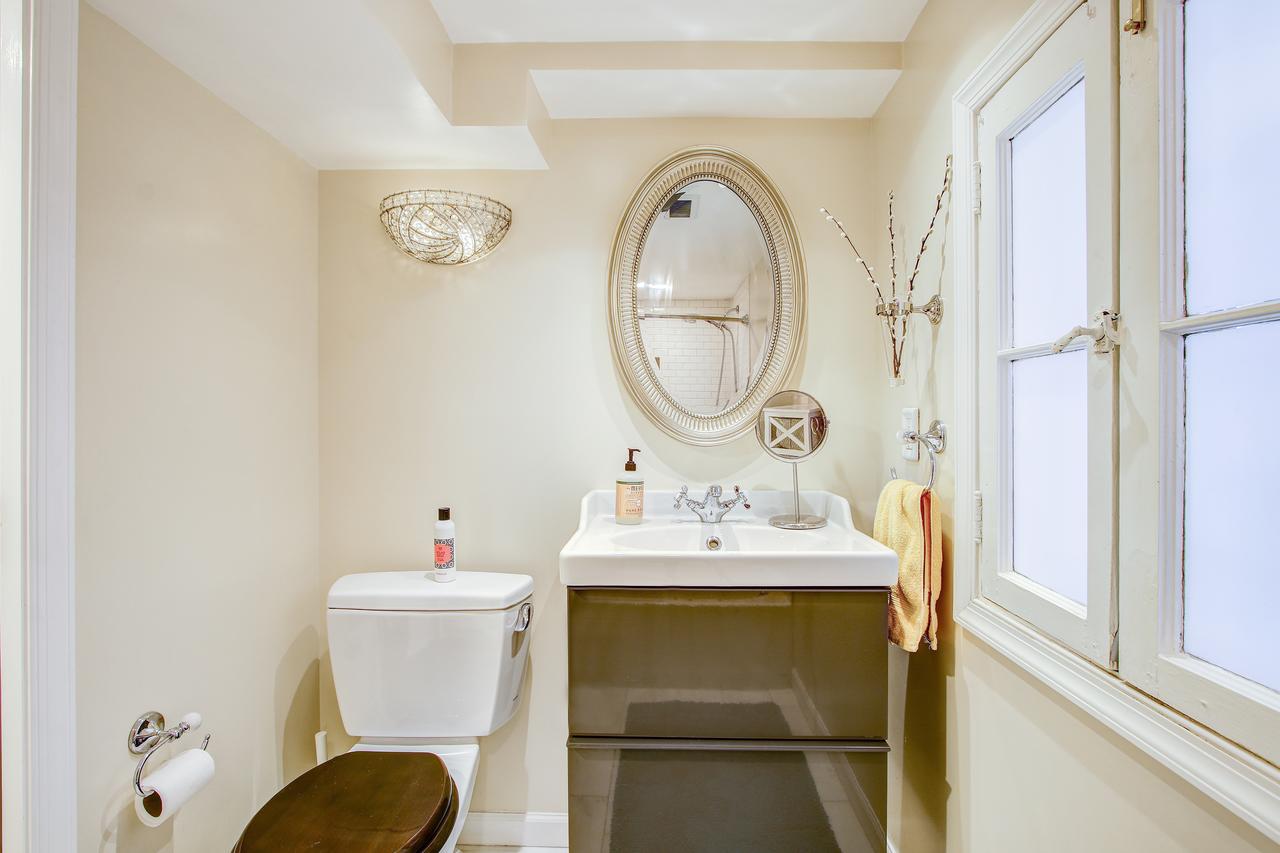 'The W' In Bloomingdale - thumb 8