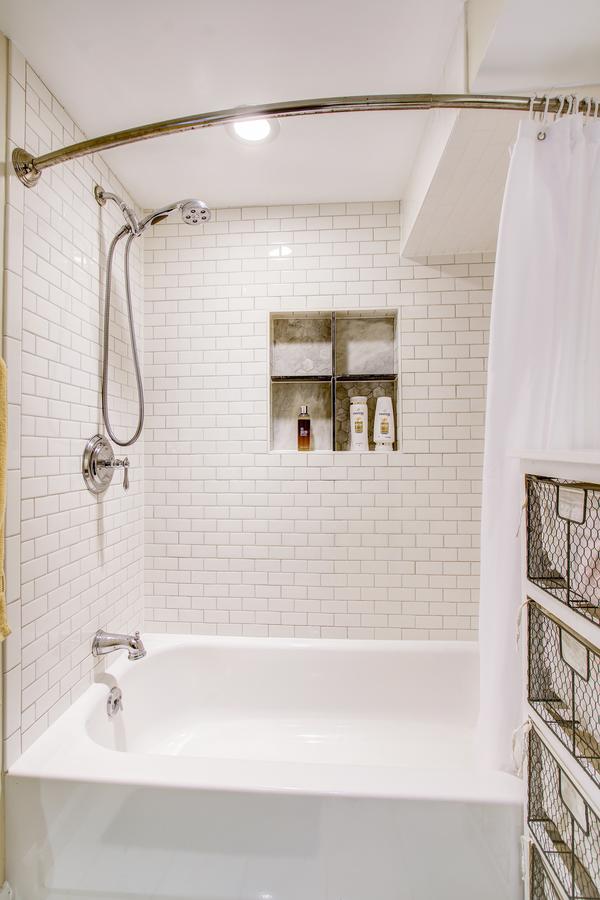 'The W' In Bloomingdale - thumb 9