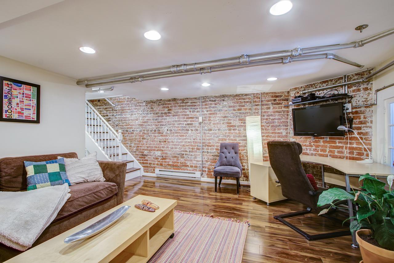 'The W' In Bloomingdale - thumb 3