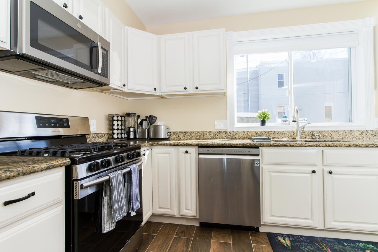 THE GRAY HOUSE BY GALLAUDET 4 BR - thumb 11