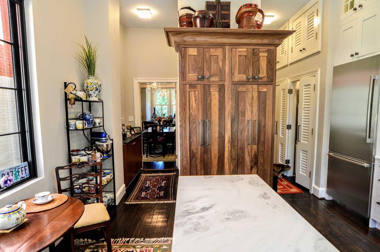 807 East Capitol St. Home - thumb 5