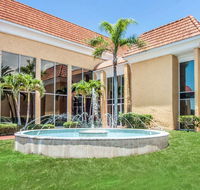 Quality Inn and Suites Conference Center - Students Accommodation