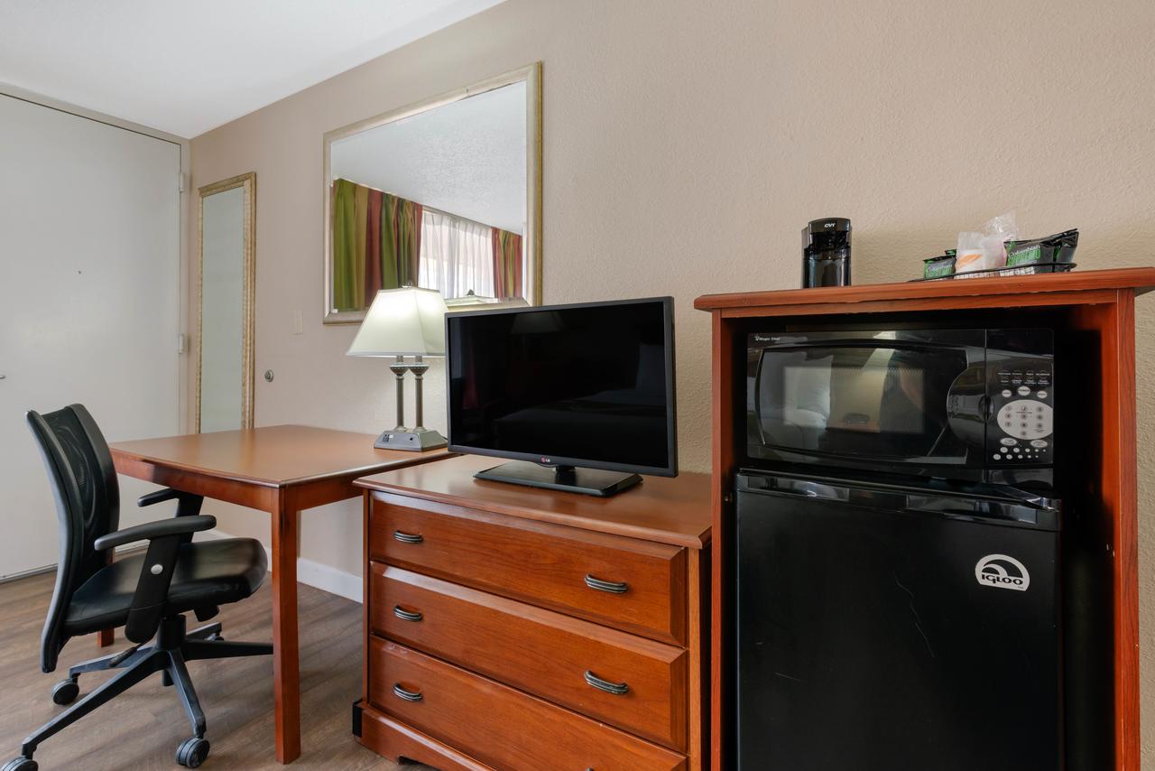 Quality Inn And Suites Conference Center - thumb 15