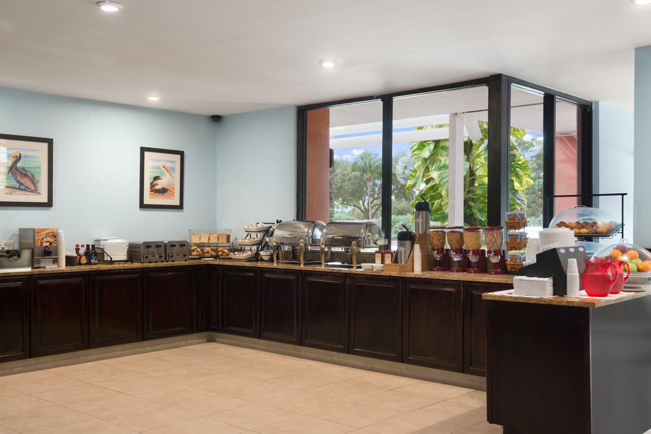 Ramada By Wyndham Naples - thumb 41