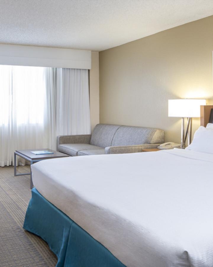 Holiday Inn Palm Beach-Airport Conference Center - thumb 8