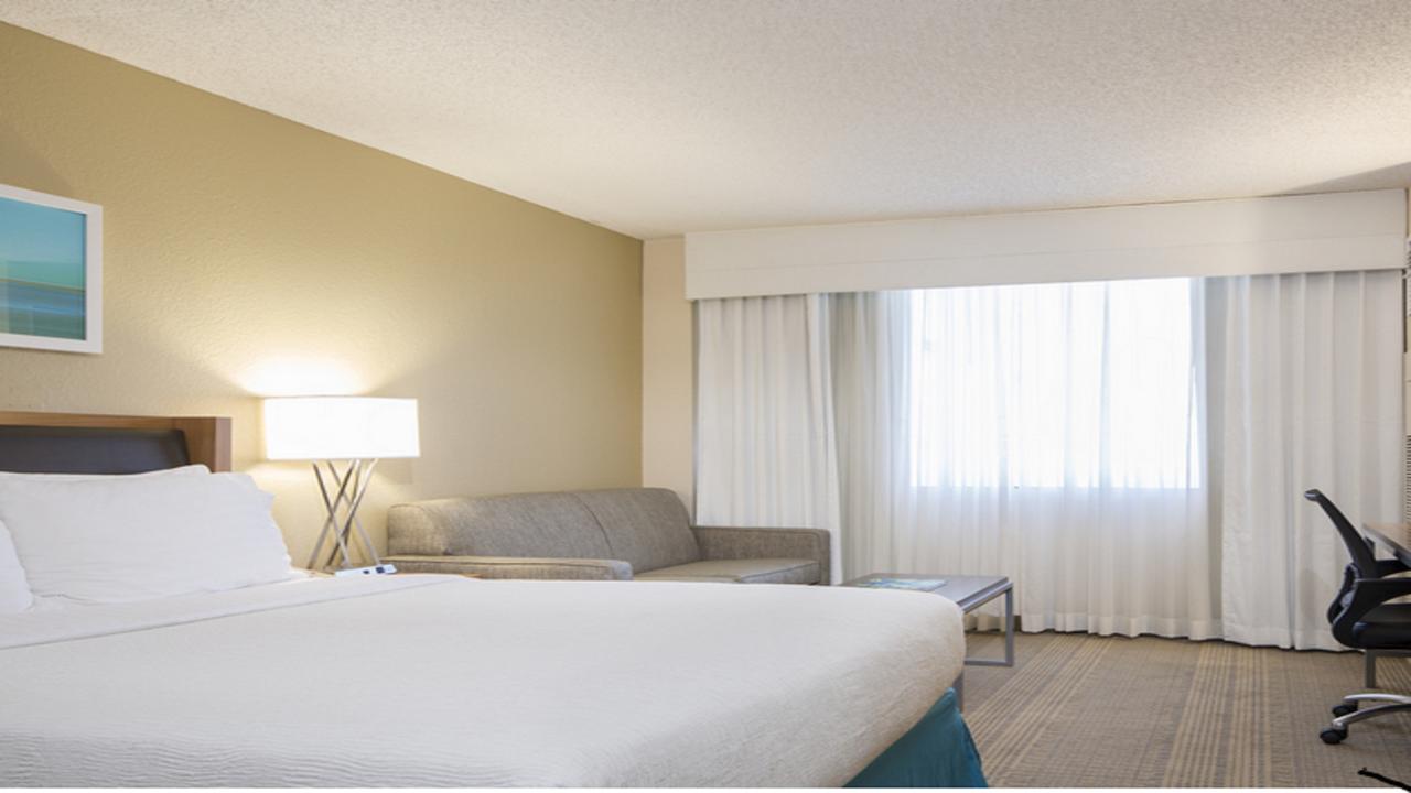 Holiday Inn Palm Beach-Airport Conference Center - thumb 30