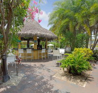 Ramada by Wyndham Fort Lauderdale Airport/Cruise Port - Tourism Bookings