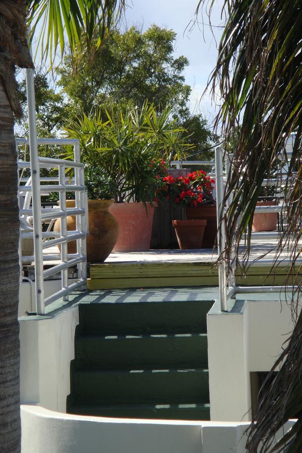 El Patio Motel - thumb 10