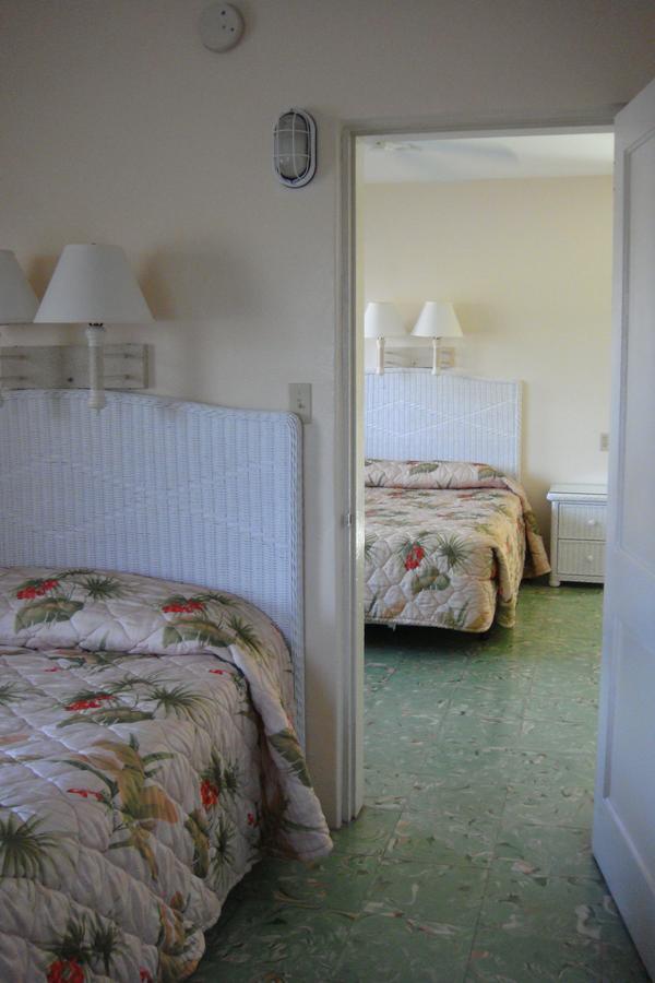 El Patio Motel - thumb 15