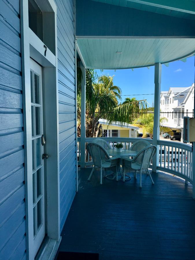 Douglas House - thumb 3