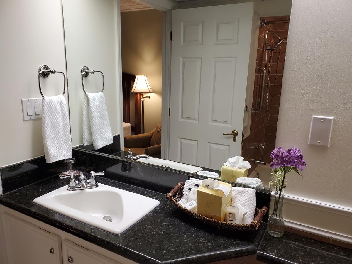 Governors Inn Hotel - thumb 12