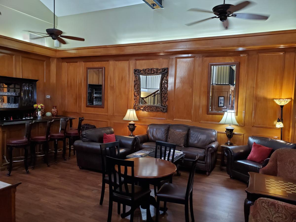 Governors Inn Hotel - thumb 7