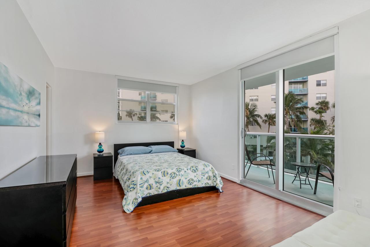 2BEDS 2BATHS APARTMENT ON THE BEACH! - thumb 8