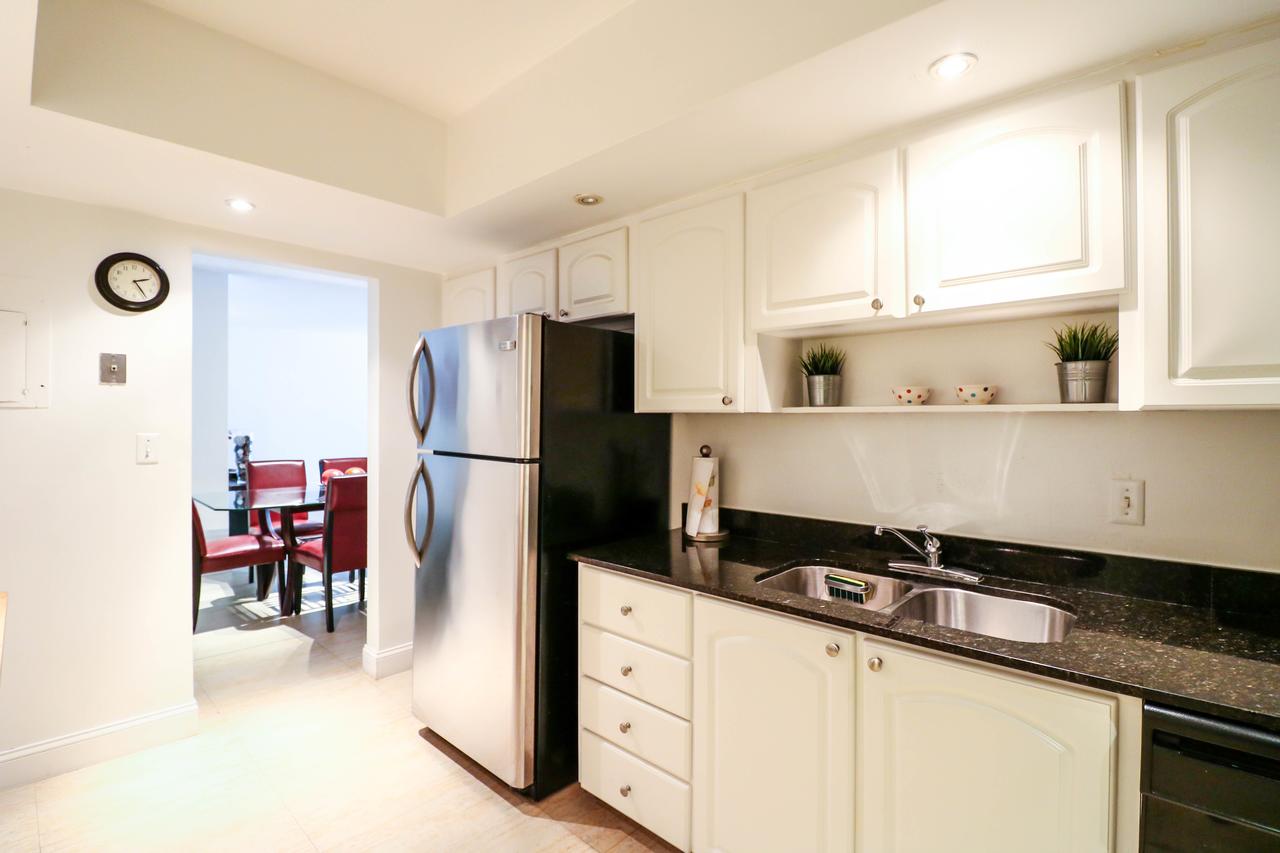 2 Bedrooms Apartment On The Beach - thumb 10