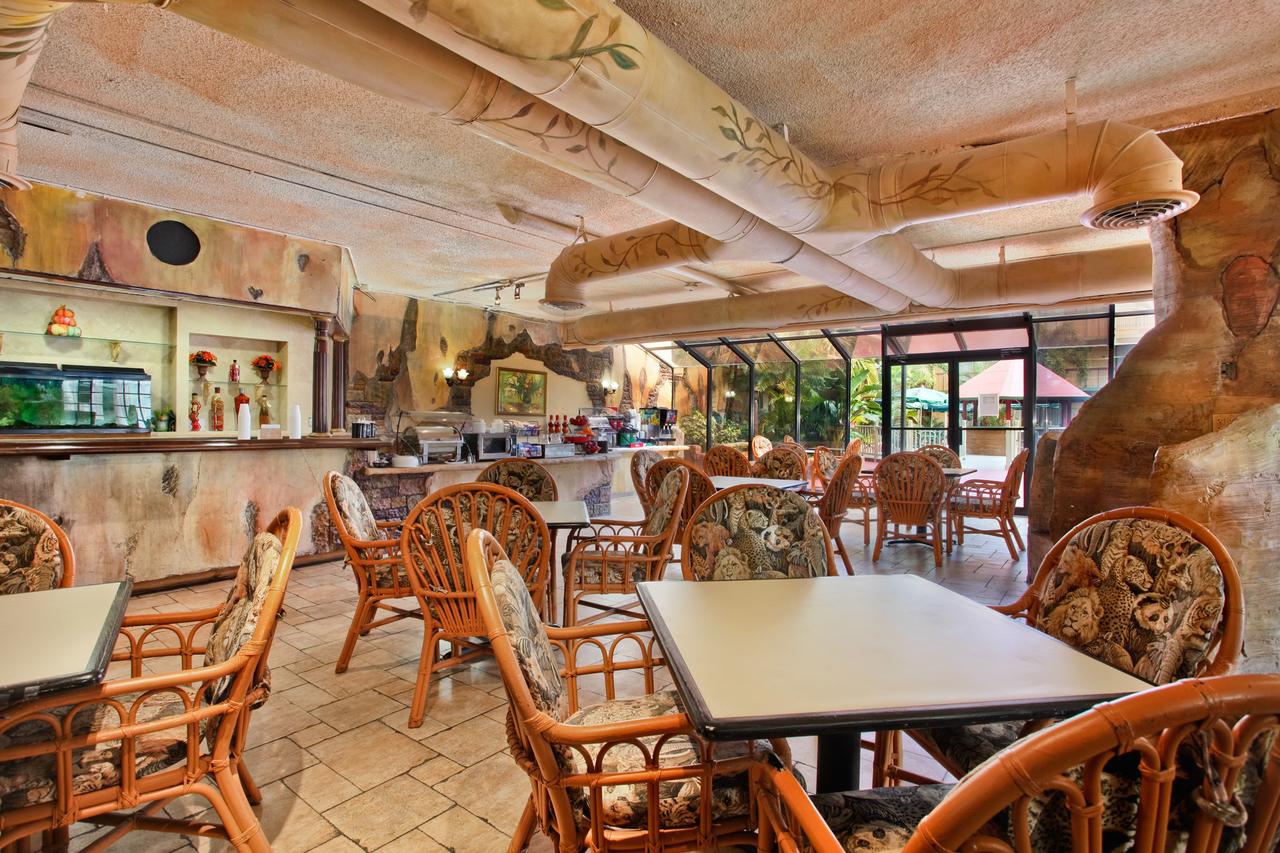 Ramada By Wyndham Hollywood Downtown - thumb 5