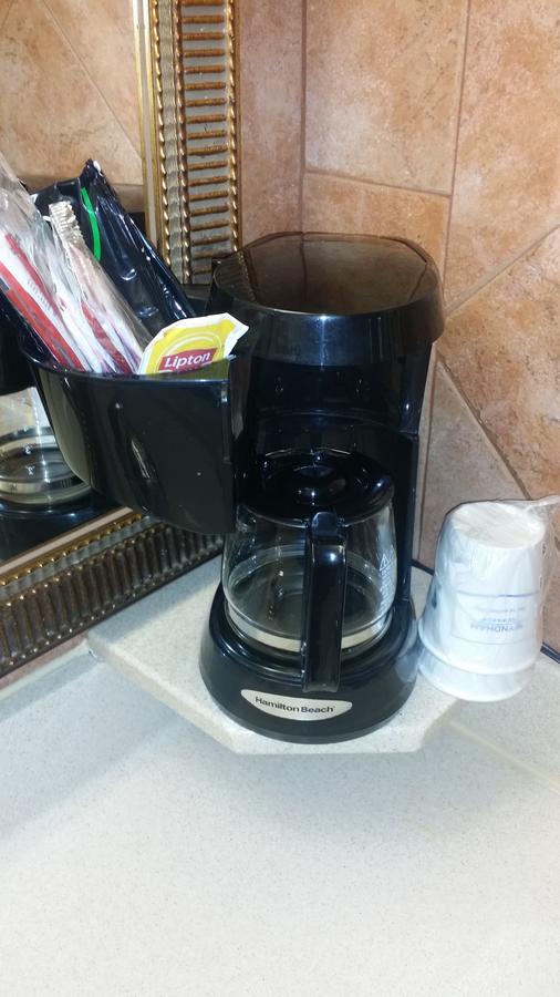 Ramada By Wyndham Hollywood Downtown - thumb 10