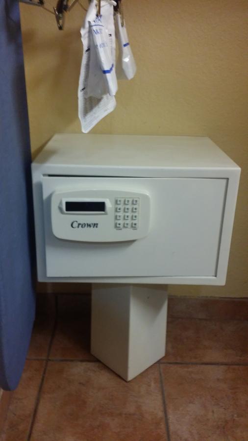 Ramada By Wyndham Hollywood Downtown - thumb 7