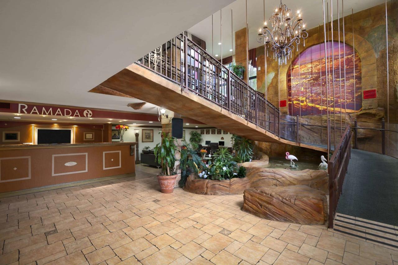 Ramada By Wyndham Hollywood Downtown - thumb 27