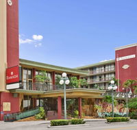 Ramada by Wyndham Hollywood Downtown - Tourism Bookings