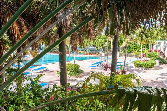 Great Sunny Isles Lodging - thumb 0