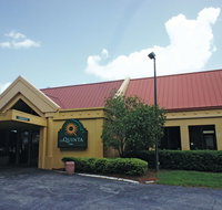 La Quinta Inn by Wyndham Daytona Beach/Intl Speedway - Tourism Bookings