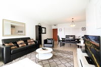 1 BEDROOM CONDO ON THE BEACH Tourism Bookings