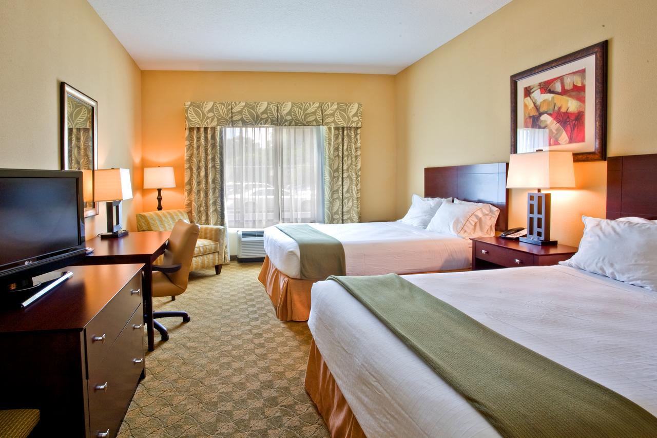 Holiday Inn Express Hotel & Suites Tampa-USF-Busch Gardens - thumb 8