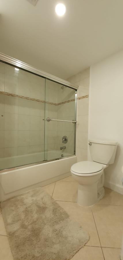 Yacht Club Aventura 2BR + 2BA - thumb 21