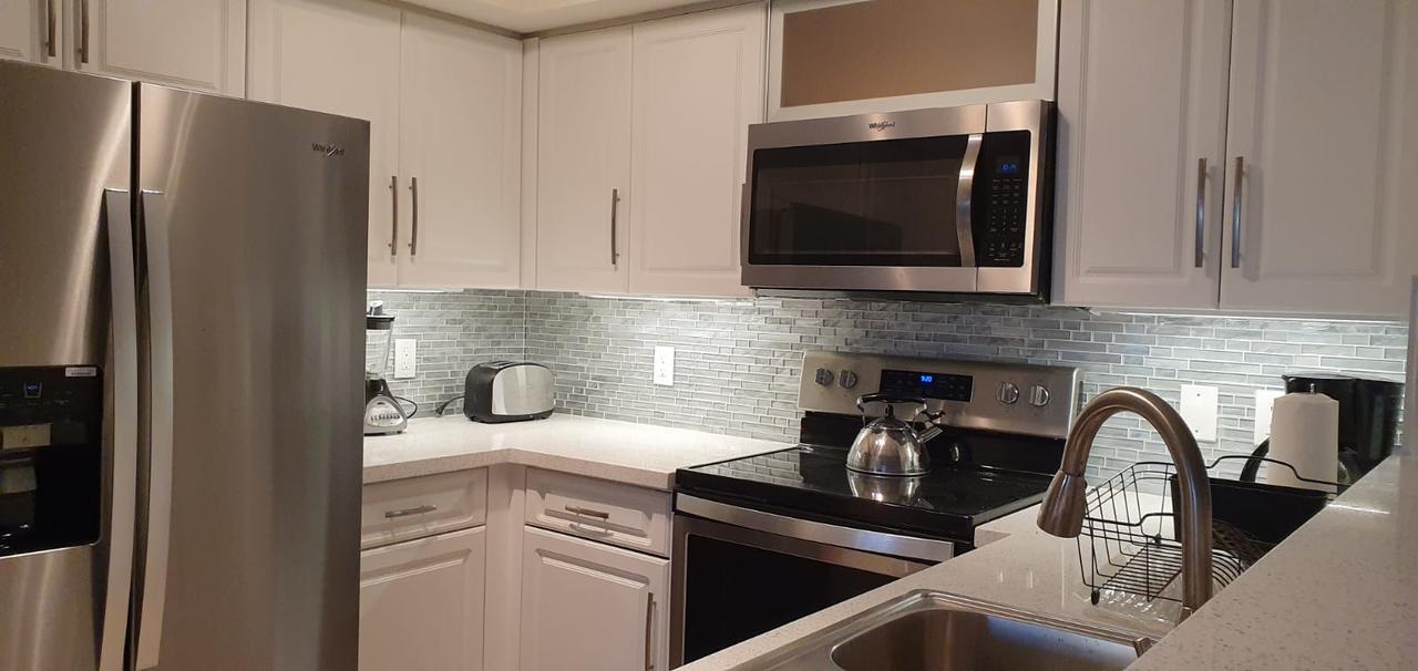 Yacht Club Aventura 2BR + 2BA - thumb 23