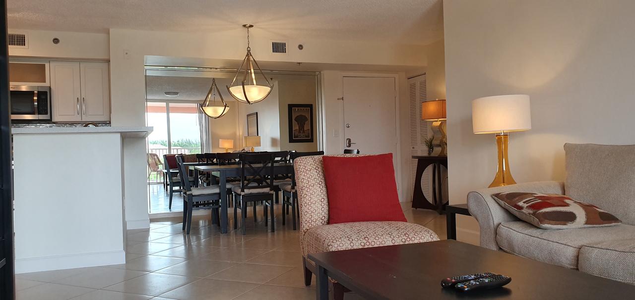 Yacht Club Aventura 2BR + 2BA - thumb 11
