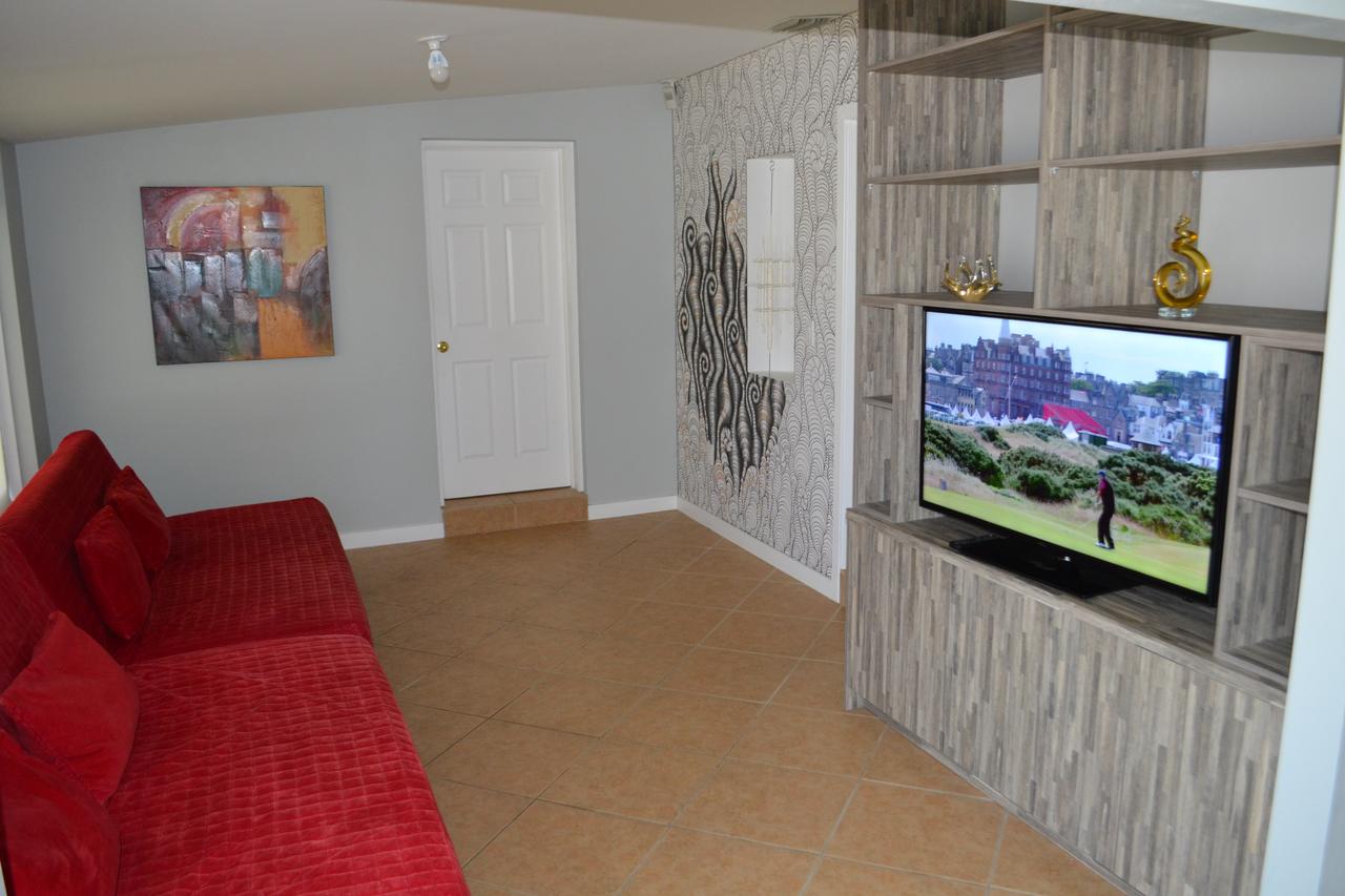 House With Pool - thumb 12