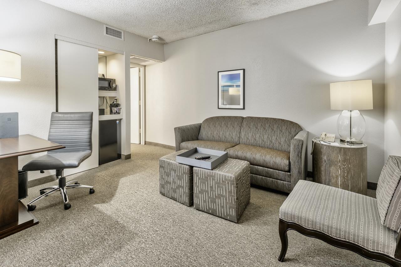 Embassy Suites Boca Raton - thumb 6