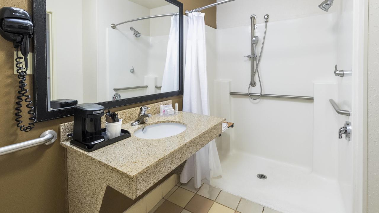 Fairfield Inn & Suites Marianna - thumb 6