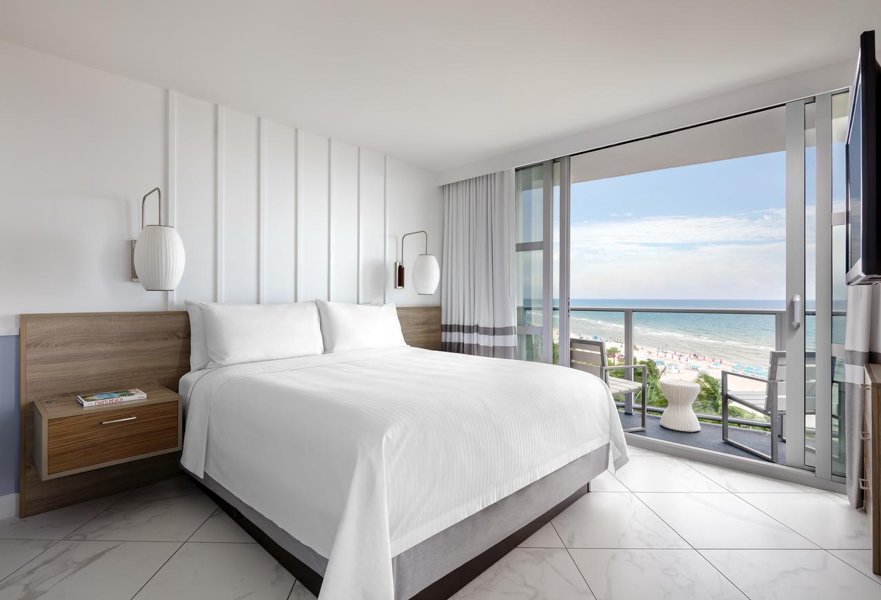 Cadillac Hotel & Beach Club, Autograph Collection - thumb 1