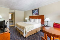 Booking Clermont Accommodation China