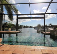 Holland House Cape Coral 2732 Southwest 25th Street - Hotels Santiago